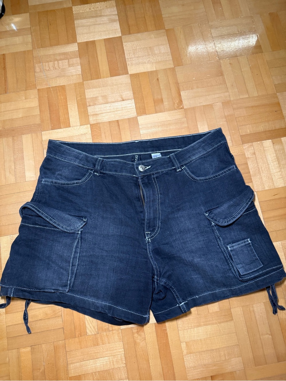 Women's BlackDenim Cargo Shorts